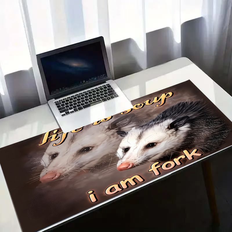 Whimsical Large Mouse Pad Flyi - Desk Setup Essentials recension och pris